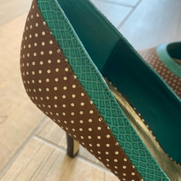 Steve Madden Brown Turquoise Pumps Heels Size 9 - Picture 3 of 7